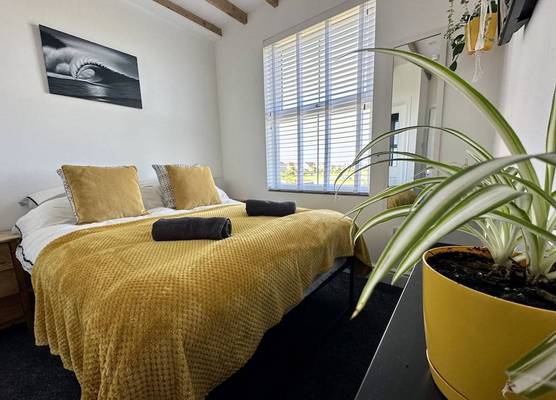 Breakers Guest House 1