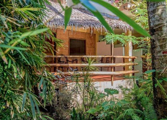 Bamboo Bungalow Resthouse 1