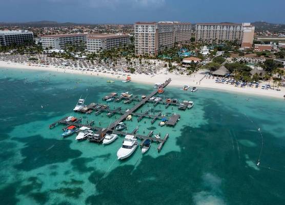 Marriott's Aruba Surf Club 1