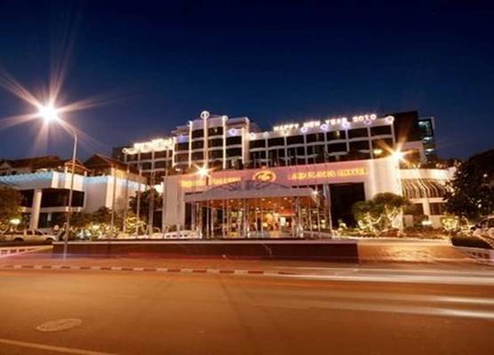 Lao Plaza Hotel 1
