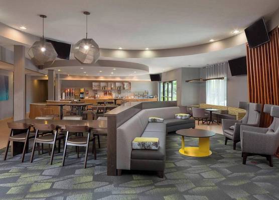 SpringHill Suites St. Louis Airport/Earth City 1