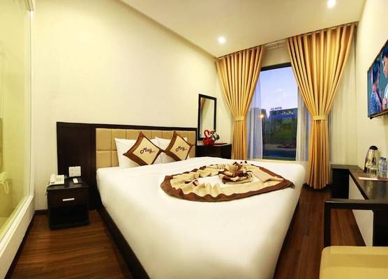May Hotel 1