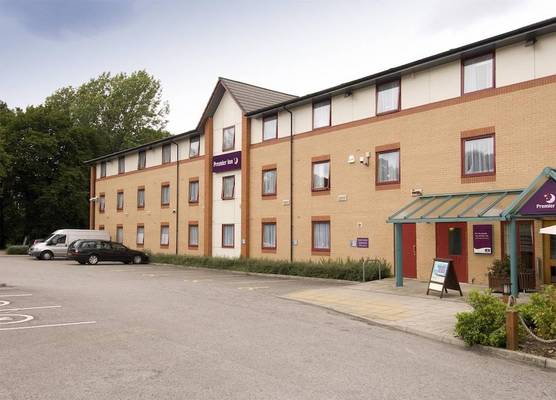 Premier Inn Harrogate South 1