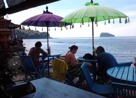 Puri Oka Beach Bungalows 1