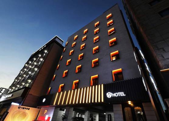 W Hotel 1