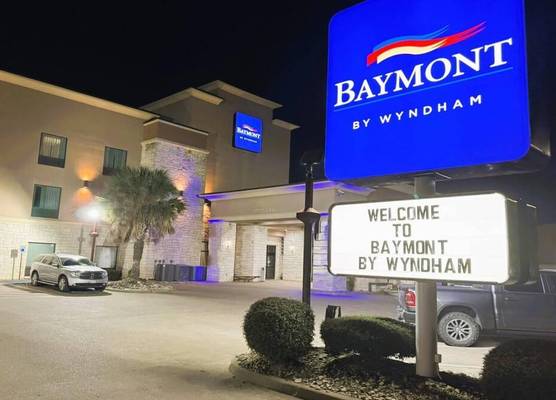 Baymont by Wyndham Jewett 1