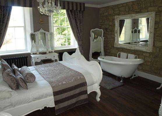 Sun Hotel Warkworth 1