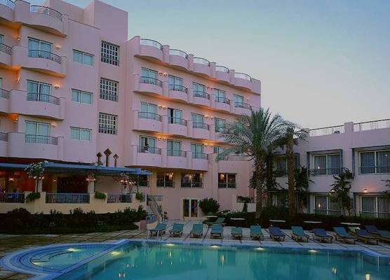 Sea Garden Hotel 1