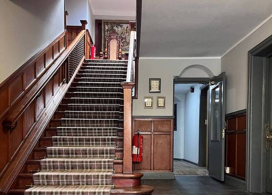 Kings Arms Hotel 1