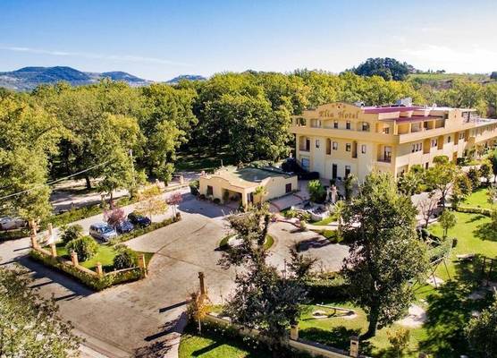 Elia Hotel 1