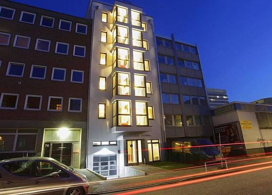 INA Boutique 072 Hamburg St Georg 1