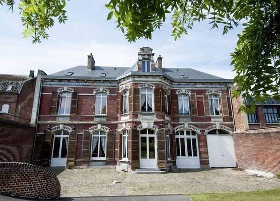 Le Carré des Arts 1