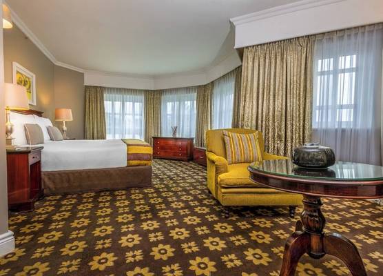 Hemingways Hotel 1