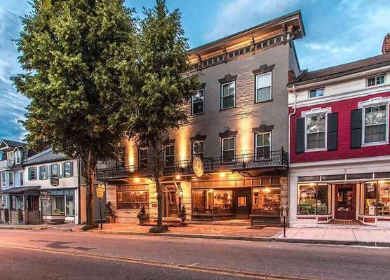 James Buchanan Hotel, Trademark Collection By Wyndham 1