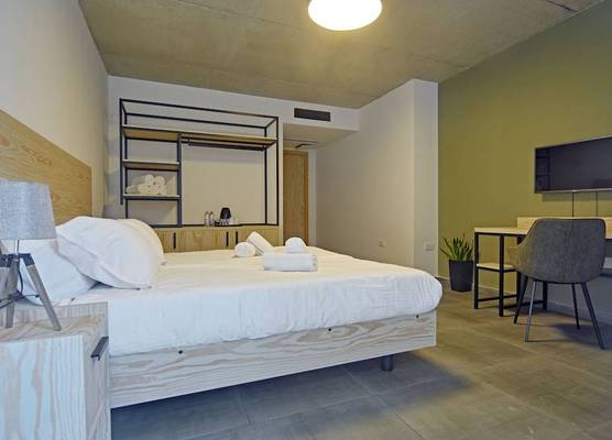 Mr Todd Hotel 1