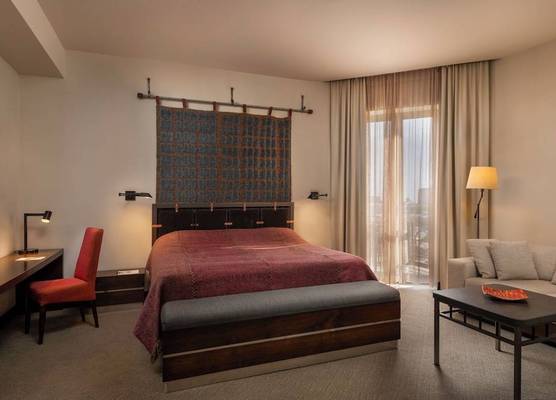 Tufenkian Historic Yerevan Hotel 1