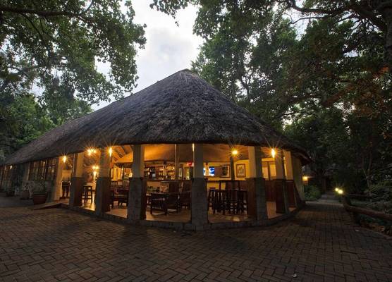 Island Safari Lodge 1