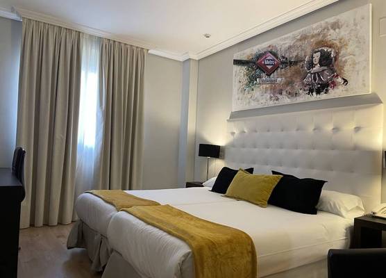 Hotel Suites Feria de Madrid 1