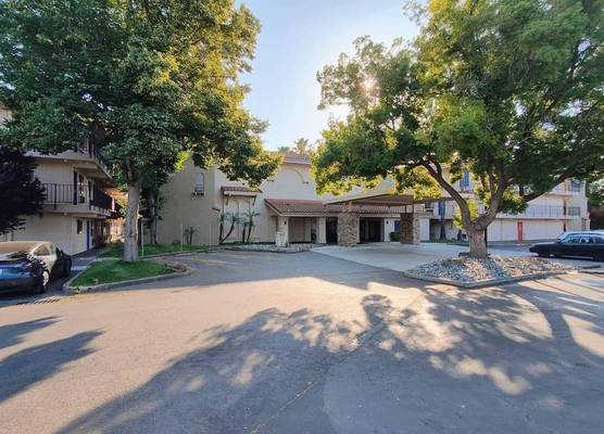 Rodeway Inn & Suites Rancho Cordova - Folsom 1