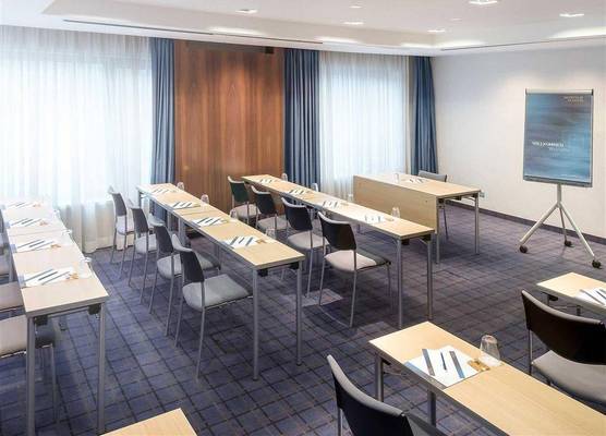Novotel Berlin Am Tiergarten 1
