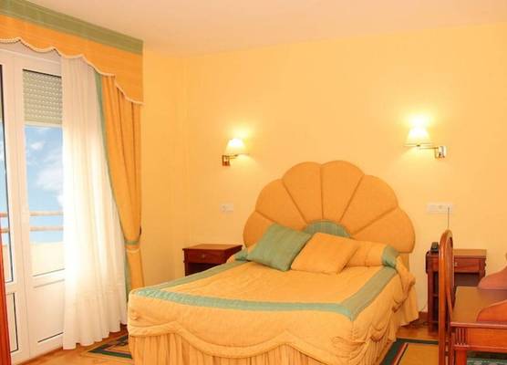 Hotel Avenida III 1