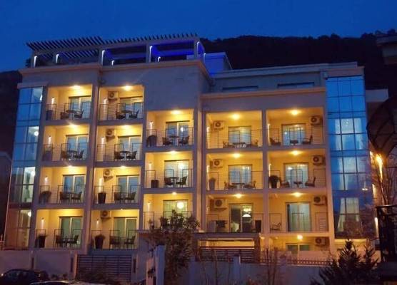 Apartments and Rooms Grand Palazzo 1
