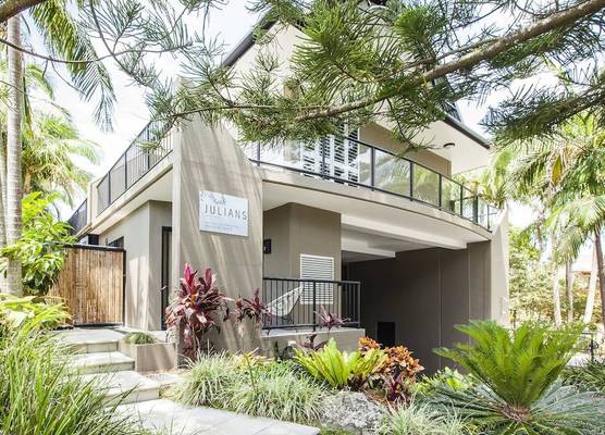 Julians Apartments 1