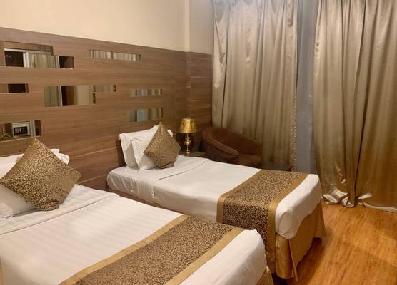 Kingsgate Hotel Deyar 1