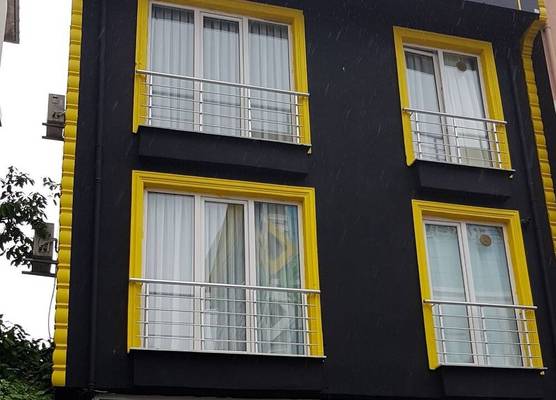Retro Suites 1
