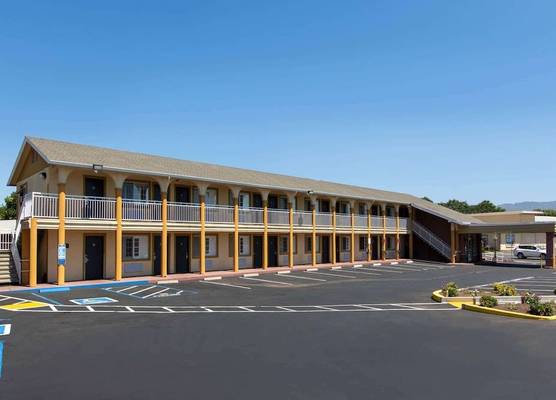 Days Inn by Wyndham Ukiah 1