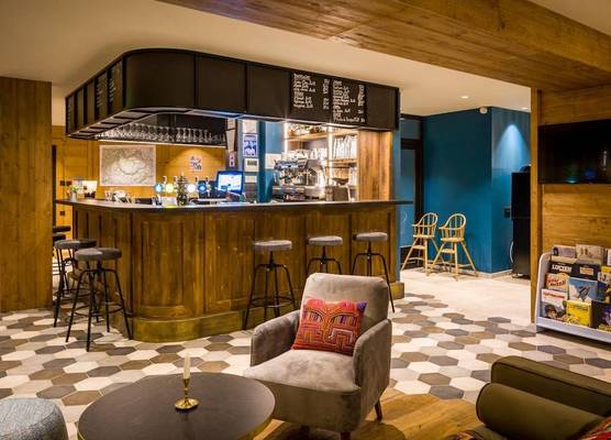 L'Outa Hotel Restaurant 1