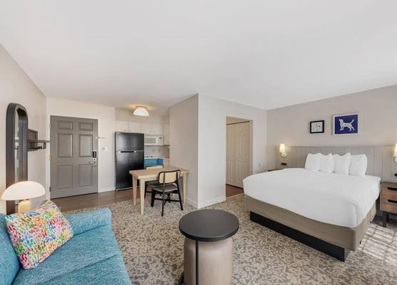 Sonesta ES Suites Austin The Domain Area 1