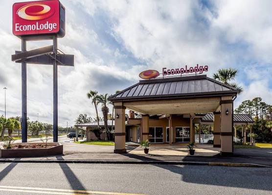 Econo Lodge Lake City-North 1