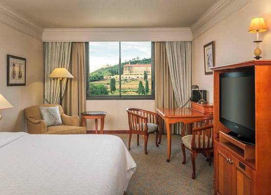 CT Hotel 1