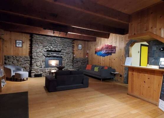 The Mammoth Inn 1