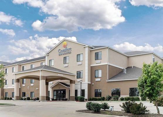 Comfort Inn & Suites Lawrence - University Area 1