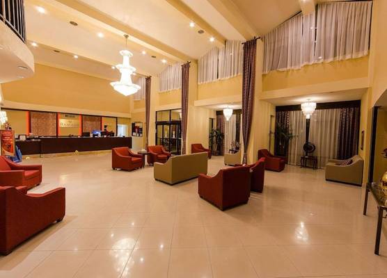 Ramada by Wyndham Houston Intercontinental Airport East 1