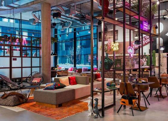 Moxy Frankfurt City Center 1