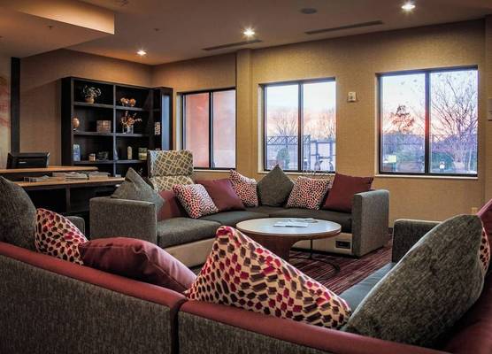 Courtyard by Marriott Norman 1