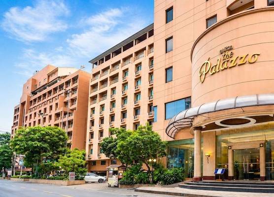 The Palazzo Hotel 1