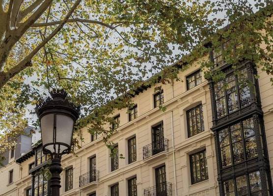 Batimont Suites & Apartments 1