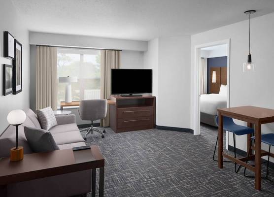 Residence Inn by Marriott Holland 1