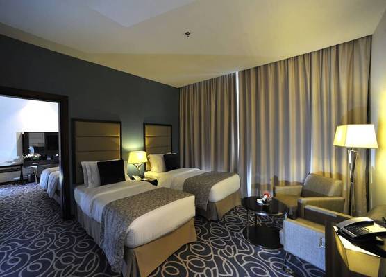 Ramada Abu Dhabi Corniche 1
