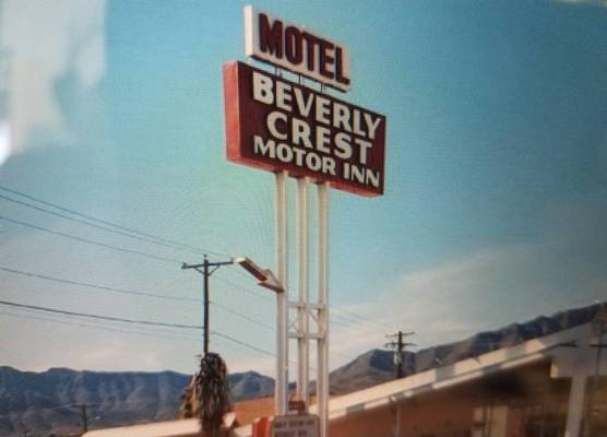 Beverly Crest Motor Inn 1