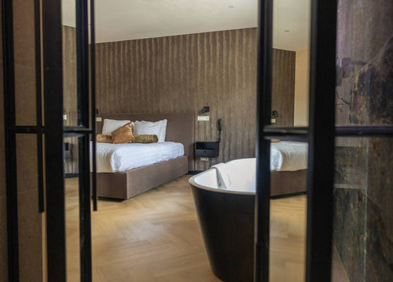 Hotel Twenty Three 1