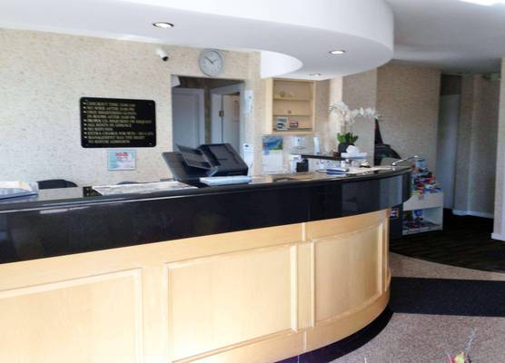 Canadas Best Value Inn Chinook Station 1