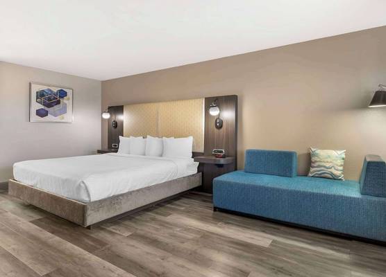 Best Western Marina State Beach 1