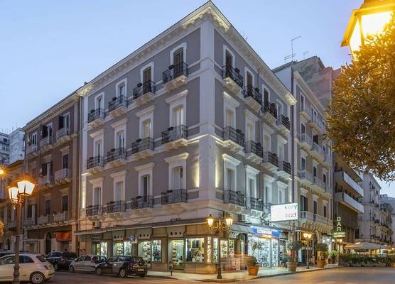 SoClà Boutique Hotel RTA 1