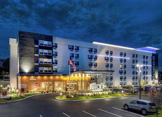 Aloft by Marriott Framingham 1