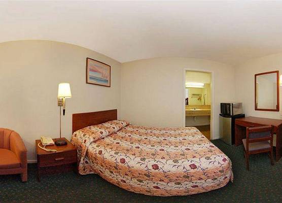 Rodeway Inn University/Downtown 1